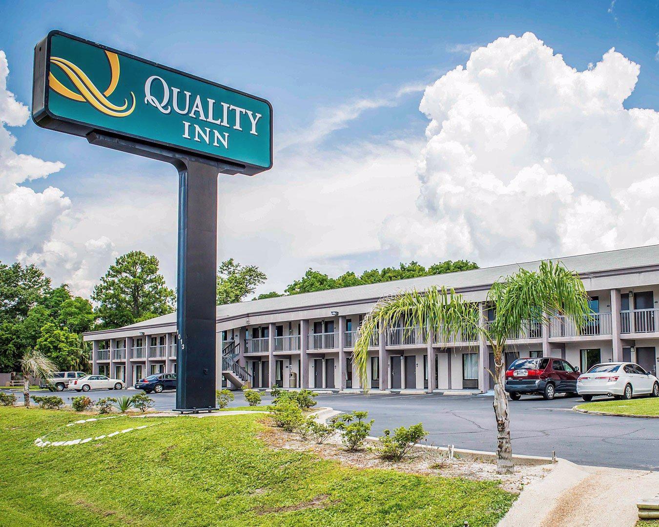 Quality Inn & Conference Center Panama City Exterior photo